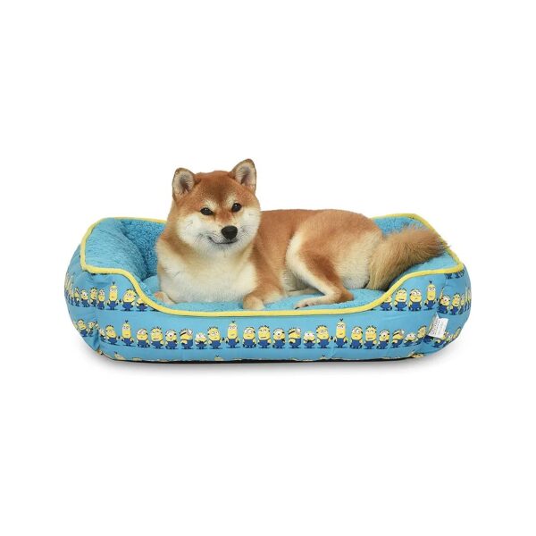 24 x 19 x 8 Polyester Dog Bed with Minions Pattern for Large Breed Dogs