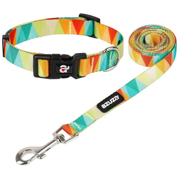 Adjustable Nylon Dog Collar and Matching Leash Set for Large Dogs with Yellow Flag