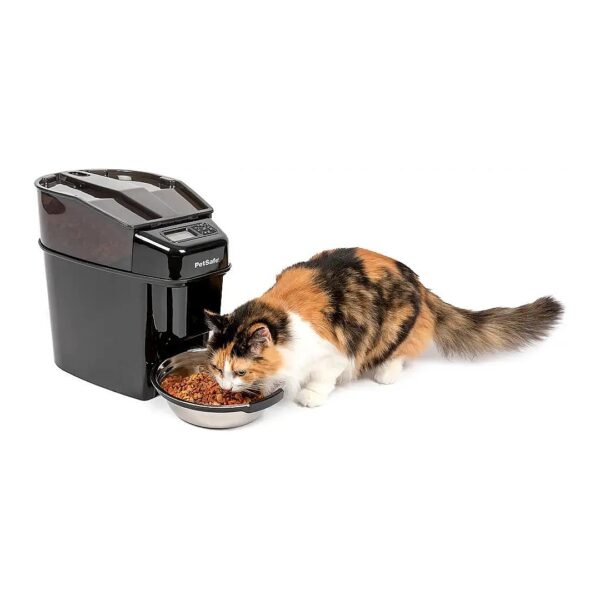 Comprehensive Protection Plan Included with Automatic Pet Feeder for Cats and Small Dogs