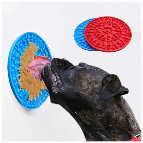 Dog Shower Licking Pad with Textured Pattern for Healthy Ears and Teeth