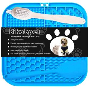 Easy to Clean and Use Lick Mat for Dogs and Cats