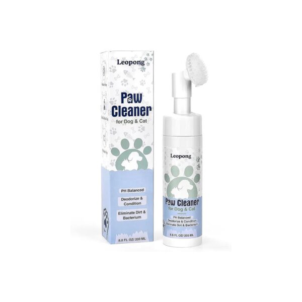 Easy-to-Use No-Rinse Foaming Paw Cleaner for Dogs and Cats of All Sizes