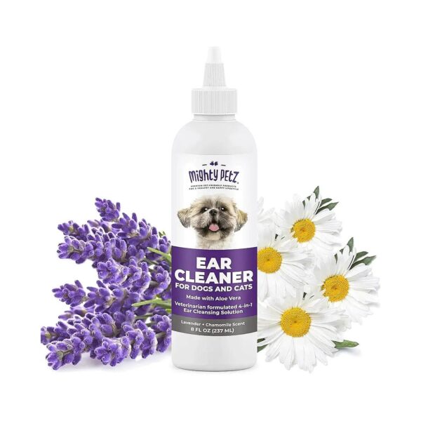 Gentle and pH-Balanced Ear Cleaner for Optimal Pet Ear Health