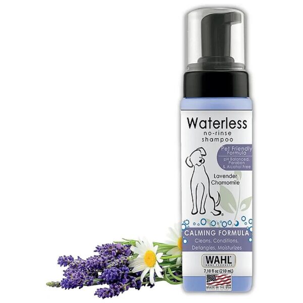 Hassle-Free Cleaning for Animals with Lavender and Chamomile Scented Waterless Shampoo