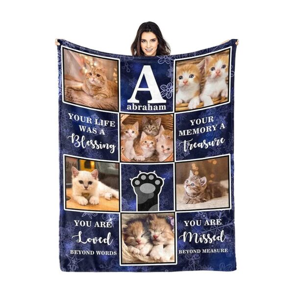 Heartfelt Memorial Blankets with Custom Photos and Names for Pets