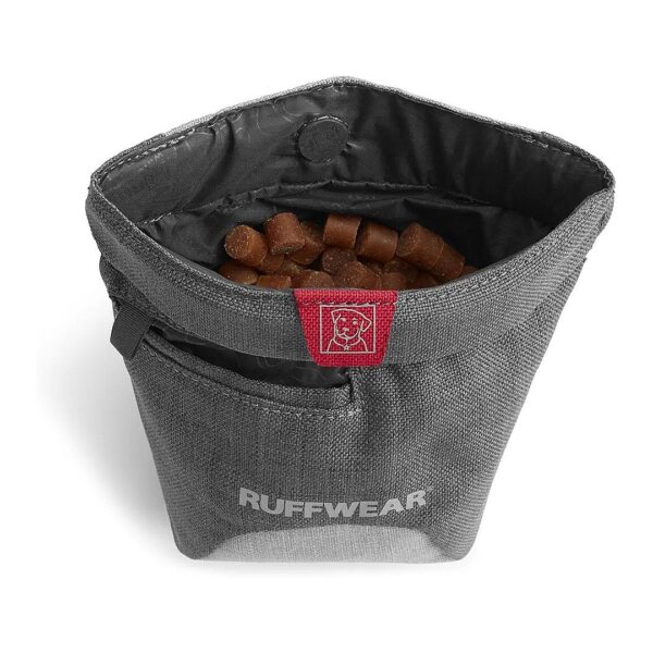 Magnetic Reward Bag with Oily Treat Liner and Outer Fabric for Durable Training