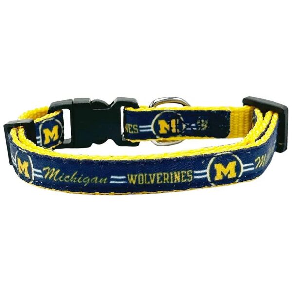 Michigan Wolverines Solid Buckle Cat Collar for One Size Felines