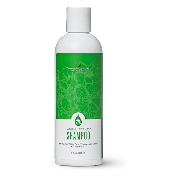 Natural, Concentrated Pet Shampoo with Essential Oils for Healthy Coats