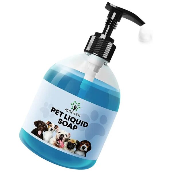 Natural Essential Oil Blend Shampoo for Dogs with Allergies, Itching, and Skin Problems