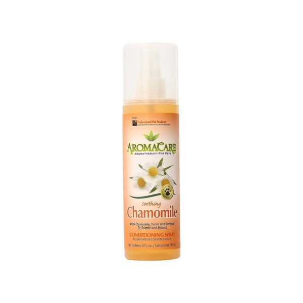 Pet Skincare Spray with Chamomile, Aloe Vera, and Oatmeal Protein