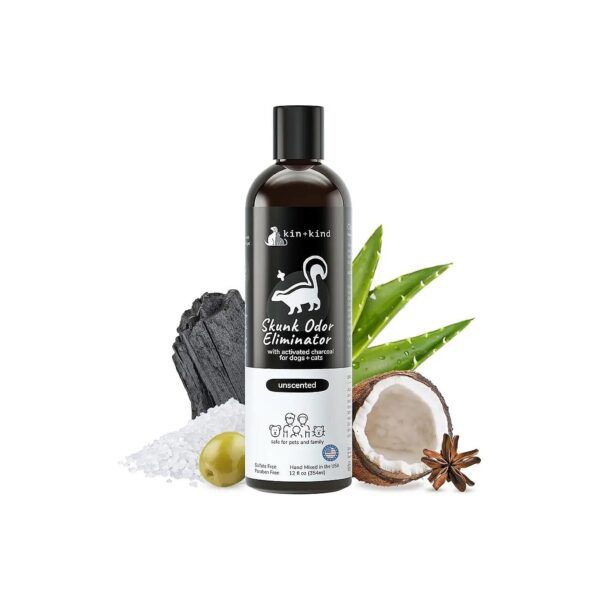 Safe and Effective Skunk Shampoo for Dogs and Cats with Natural Ingredients