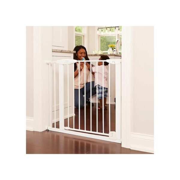 Safe and Secure Entryway Baby Gate for Toddlers