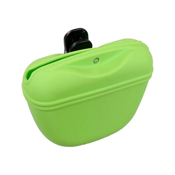 Silicone Green Pet Treat Pouch for Dog Training and Travel