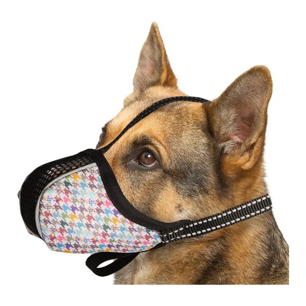 Soft Full-Coverage Muzzle for Large Dogs with Anti-Falling Accessory