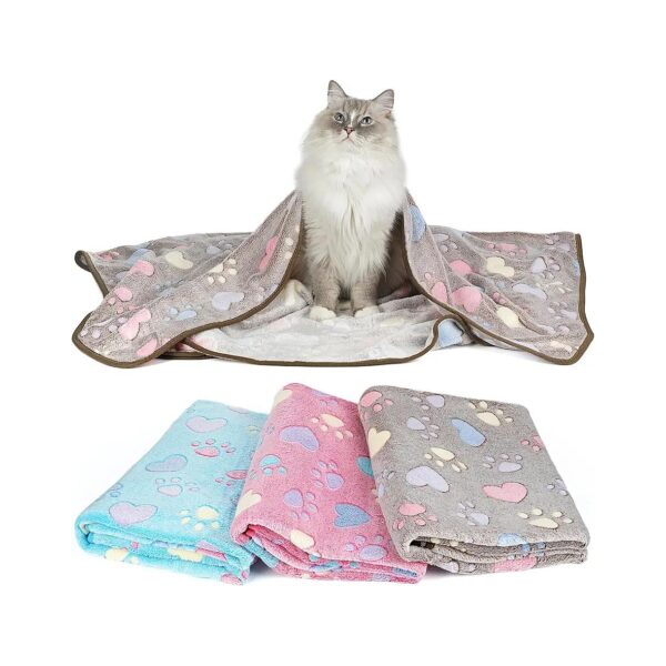 Soft and Cozy Pet Blanket for Small Dogs and Cats