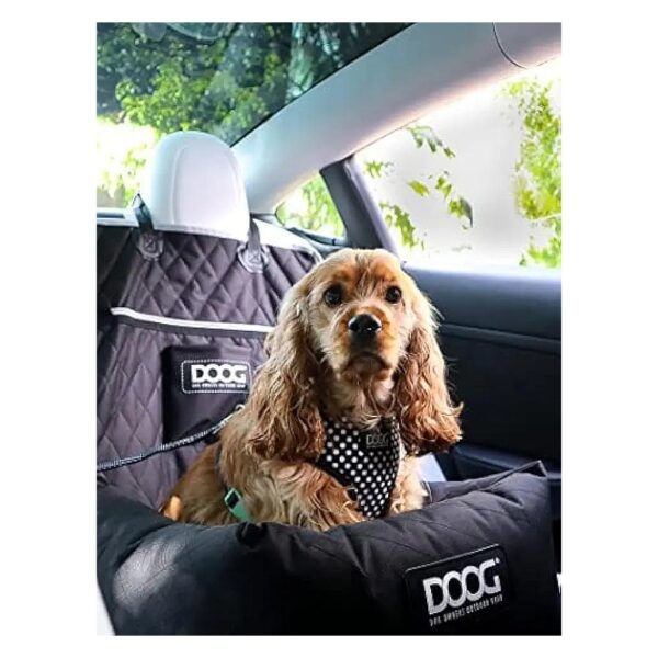 Specialist Dog Car Seat for Your Furry Friend with Easy Installation and Cleaning