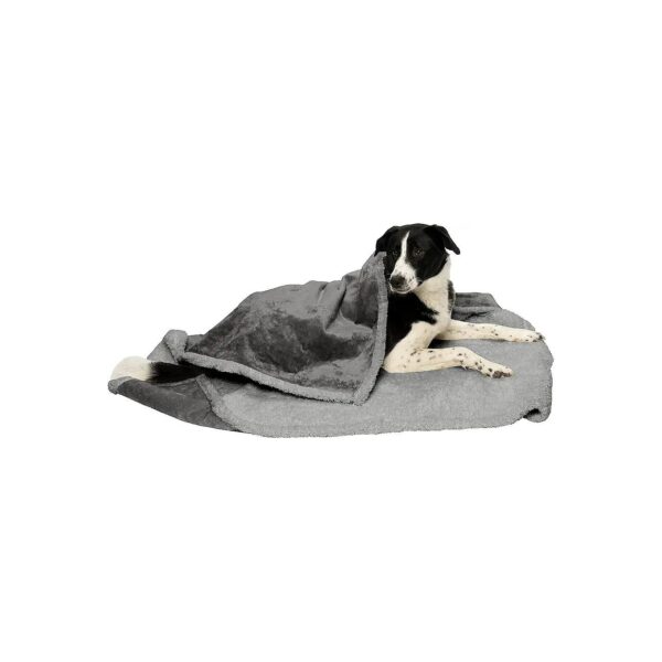 Water-Repellant Self-Warming Throw Blanket for Dogs and Cats